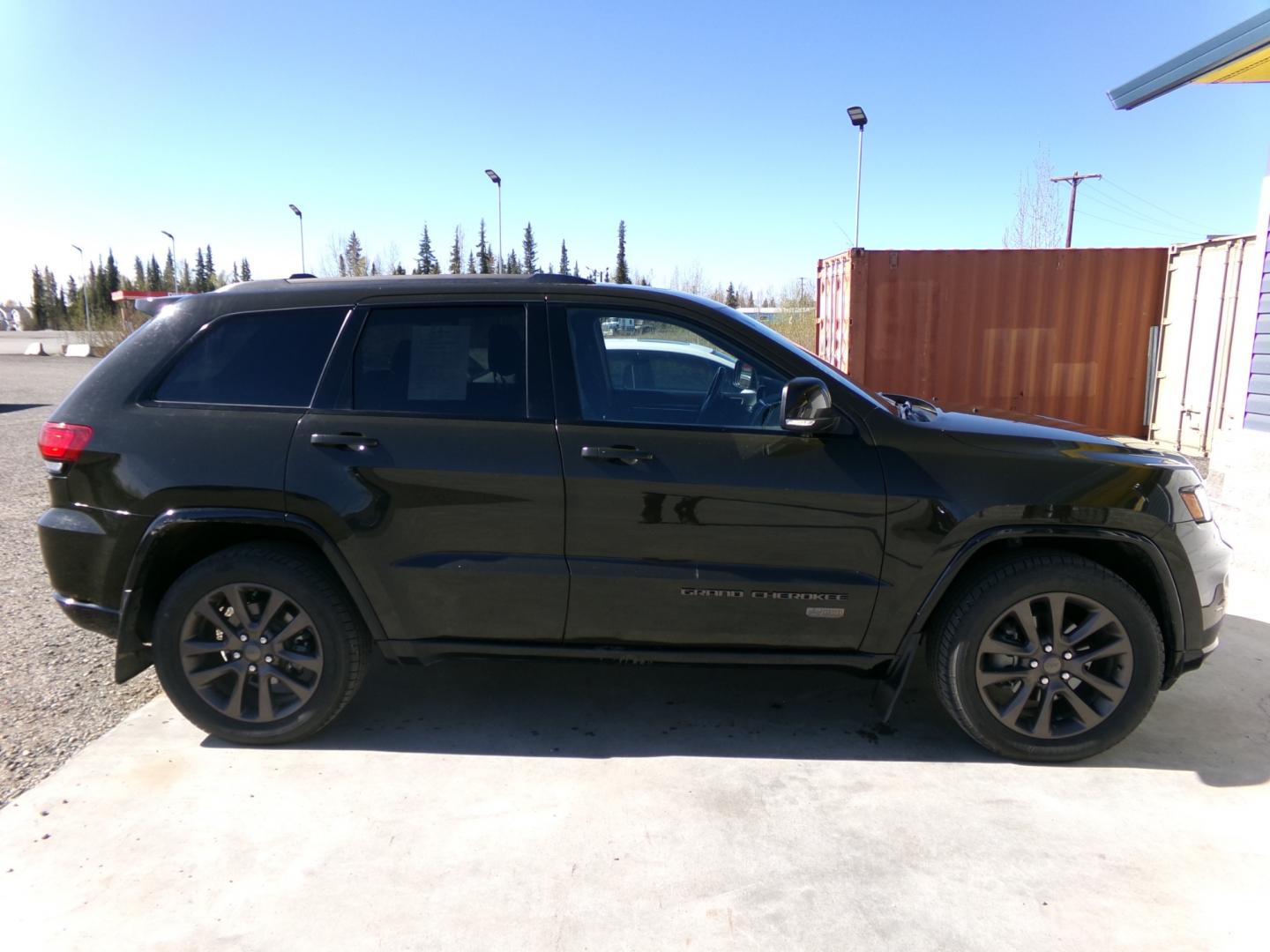 2016 Green Jeep Grand Cherokee (1C4RJFBG1GC) , located at 2630 Philips Field Rd., Fairbanks, AK, 99709, (907) 458-0593, 64.848068, -147.780609 - Photo#2